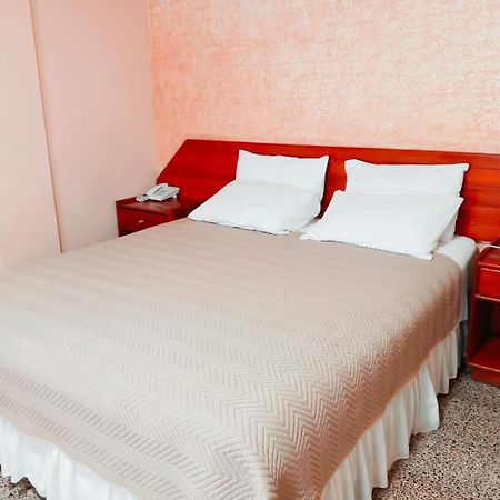 Hotel 7 Calles Santa Cruz de La Sierra Εξωτερικό φωτογραφία